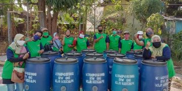 Kompos Cair dari Sampah Membantu Perekonomian Warga di Tengah Pandemi