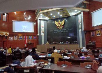 Cabup No Urut 1 Resmi Diberhentikan dari Jabatan Wakil Ketua DPRD