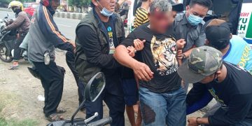 Cabup Nomor 1 Selamatkan Dua Korban Kecelakaan