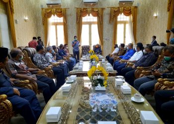 139 Rumah Tangga Tidak Mampu Dapat Listrik Gratis