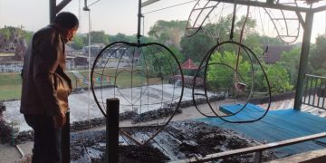 Wahana Ayunan Goa Sunyaragi Dibakar, Pelaku Diamankan Petugas