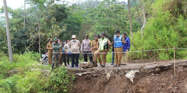 Bupati Bersama Dandim dan Kapolres Tinjau Lokasi Bencana