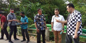 Jembatan Penghubung Antar Kecamatan Retak