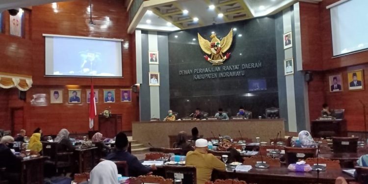 Ganti Rugi Tanah Mega Proyek Pabrik Petrochemical Terlalu Rendah, Warga Indramayu Datangi Kantor DPRD