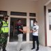 Anggota DPRD Bagikan Ratusan Sembako