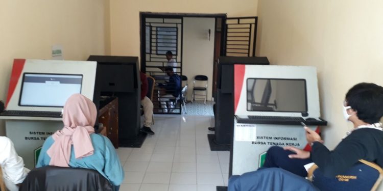 Pendaftar Bantuan UMKM Capai 100 Orang Perhari di Majalengka