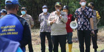 Bakti Sosial Tagana Lakukan Bersih-bersih Kali Cipeda