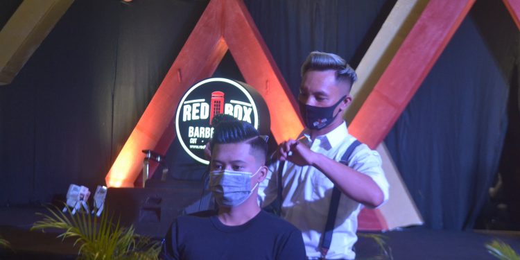 DI CSB Fashion Week, Redbox Kenalkan Wedding Package untuk Gaya Rambut Pengantin Pria