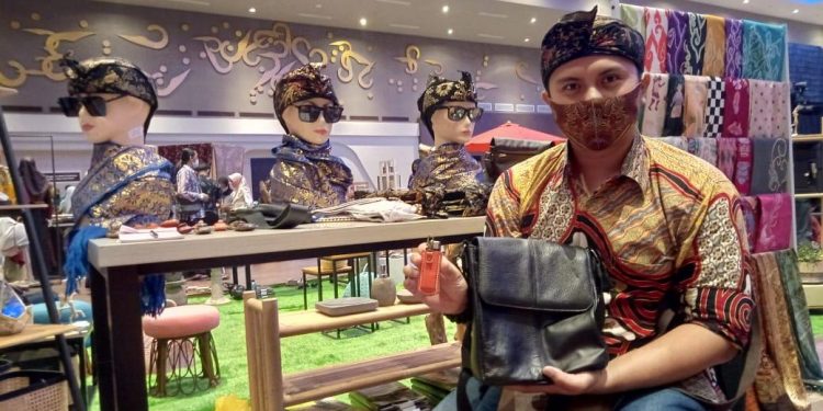 Asep Saepudin Wirausaha Muda Ciptakan Usaha di Bidang Fashion