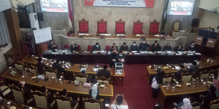 Raih 36 Suara Dewan, Ayu Ditetapkan Sebagai Wabup Cirebon