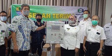 PT. Darma Salurkan Bantuan 2 Ventilator untuk RSD Gunung Jati