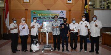 Pemkab Cirebon Terima Empat Ventilator dari PT Dharma Group