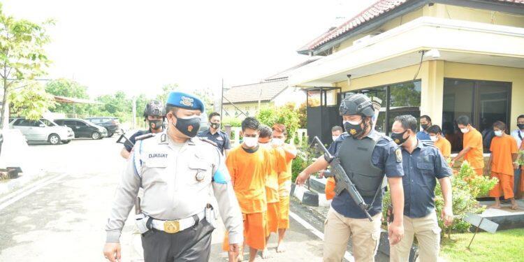 Dua Bandar Togel Dibekuk Polisi
