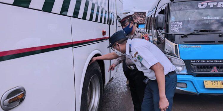Satlantas dan Dishub Cek Kelayakan Bus Jelang Liburan Nataru
