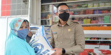 Wabup Monitoring Penyaluran Sembako dari Kemensos