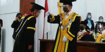 Dalam Dua Hari, 1.170 Mahasiswa Uniku di Wisuda