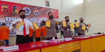 Ambil Ganja di Bawah Pagar, Warga Darma Dibekuk