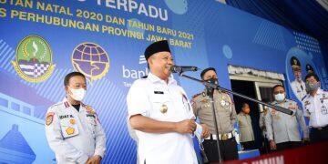 Uu Ruzhanul Cek Kesiapan Petugas Keamanan Jelang Libur Nataru