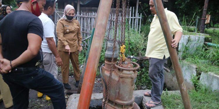 Wawali Tinjau Lokasi Banjir Karang Anom