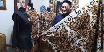 Rancangan Seragam Batik Mande Praja Caruban Libatkan Desainer AR’Q