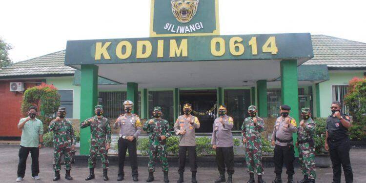 Dandim 0614/Kota Cirebon Sambut Kapolres Cirebon Kota yang Baru.