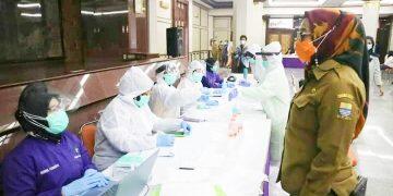 Wakil Walikota Cirebon Tinjau Pemeriksaan Rapid Antigen