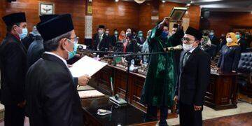 Imron Rosadi Resmi Dilantik sebagai PAW Anggota DPRD Indramayu