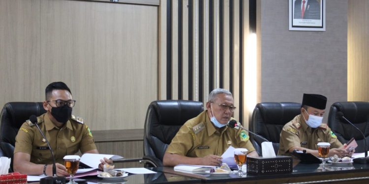 Kuningan Berlakukan Pembatasan Kegiatan Masyarakat
