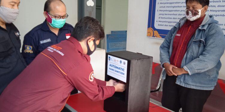 Kreativitas Mahasiswa UCIC di Tengah Pandemi, Ciptakan Hand Sanitizer Otomatis