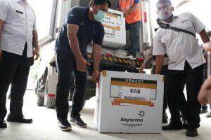 Sudah Tiba, Kabupaten Indramayu Menerima 9.200 vial Vaksin Sinovac