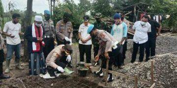 Peletakan Batu Pertama Pembangunan Asrama Putra Ponpes Miftahussalam