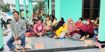 Sungai Cimanuk Meluap, 300 KK Kampung Muara Mengungsi