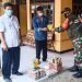 Kodim Majalengka Bersama Pemdes Bojongcideres Salurkan Paket Sembako untuk Warga Isolasi Mandiri
