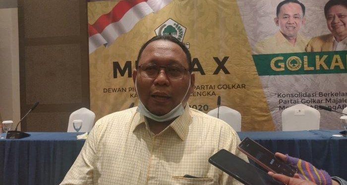 Wacana Ridwan Kamil yang akan merebut kursi ketua DPD Partai Golongan Karya (Golkar) Jawa Barat menjadi hal yang