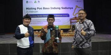 Perwakilan Diskominfo Juara 1 Pasanggiri Biantara Basa Sunda