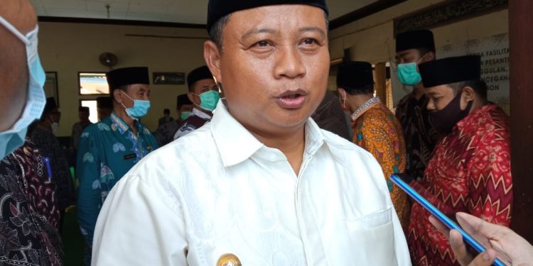 Wagub Jabar Sosialisasikan Perda Pesatren