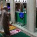 Bupati Nina Subuh Berjamaah di Majakerta