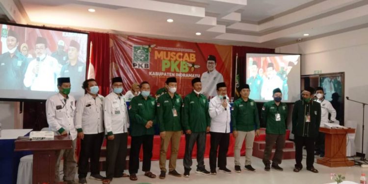 Amroni Targetkan 12 Kursi Parlemen