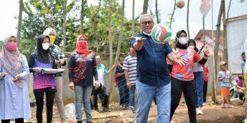 Bupati Tutup Turnamen Voli di Sangkanhurip