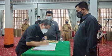 Azis Lantik 12 Pejabat Fungsional