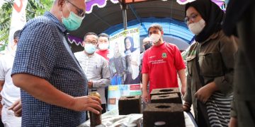 Dinas LH Luncurkan Bank Sampah dan Rumah Kompos