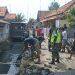 Warga RW 04 Cangkol Utara Kerja Bakti Massal Bersihkan Saluran Air