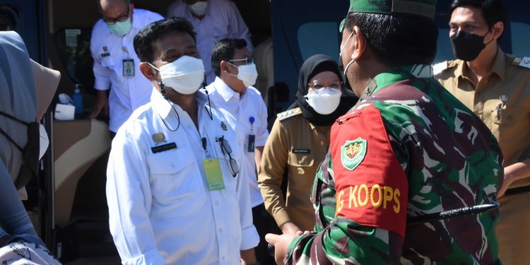 Pangdam III/Siliwangi Dampingi Presiden Panen Raya di Indramayu