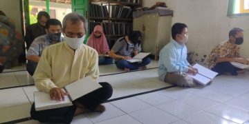 Santri SLB Majalengka Semangat Baca Alquran Braille di Bulan Ramadan