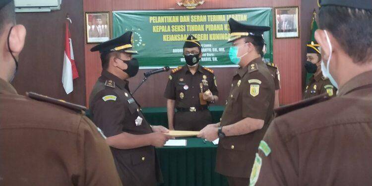 Kejari Kuningan Gelar Sertijab Kasi Pidsus