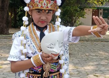 Belajar dari Youtube dan Berlatih di Sanggar, Juniar Lestarikan Budaya Lewat Tari