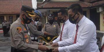 Ungkap Produsen Minuman Beralkohol, 11 Personil Satresnarkoba Dapat Penghargaan dari Kapolres