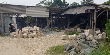 Relokasi Pabrik Batu Alam Terhambat Pengurugan Lahan