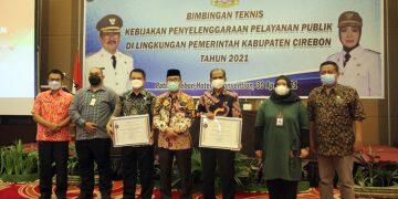 Bupati Cirebon Minta DPMPTSP dan Disdukcapil Harus Berikan Pelayanan Prima