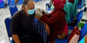 Pemkot Cirebon Intensifkan Vaksin Bagi Lansia